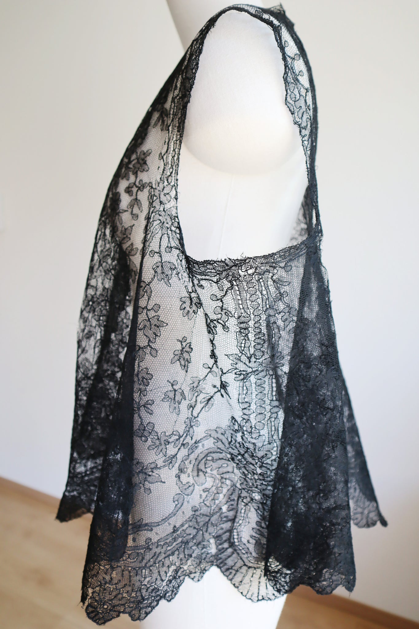 19th Victorian Black Chantilly Lace Jacket