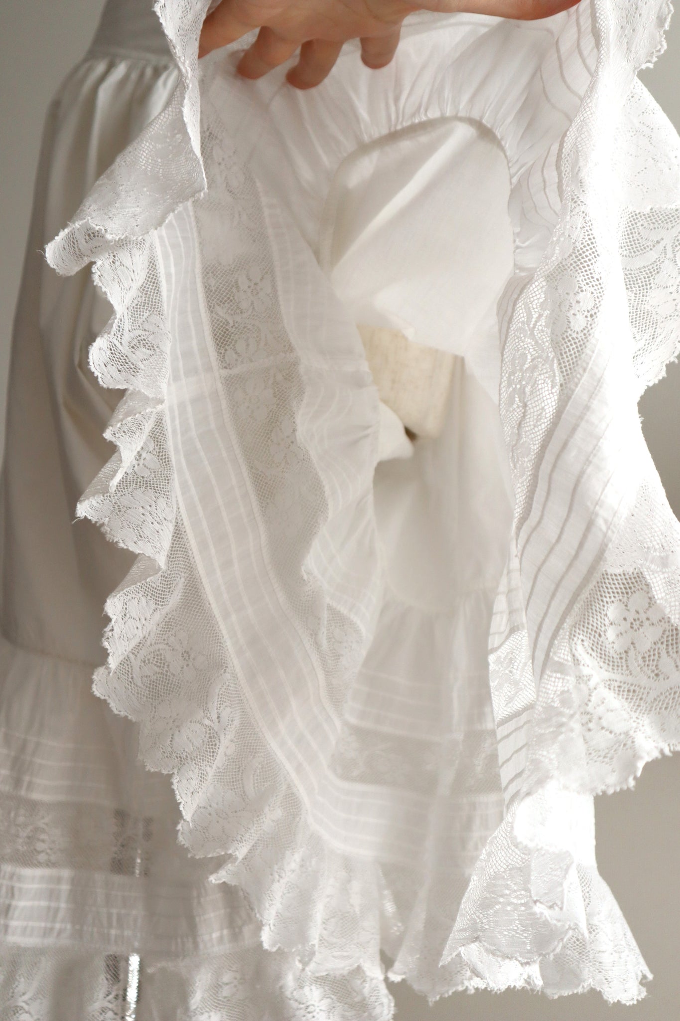 1890s White Cotton Valenciennes Lace Drawers