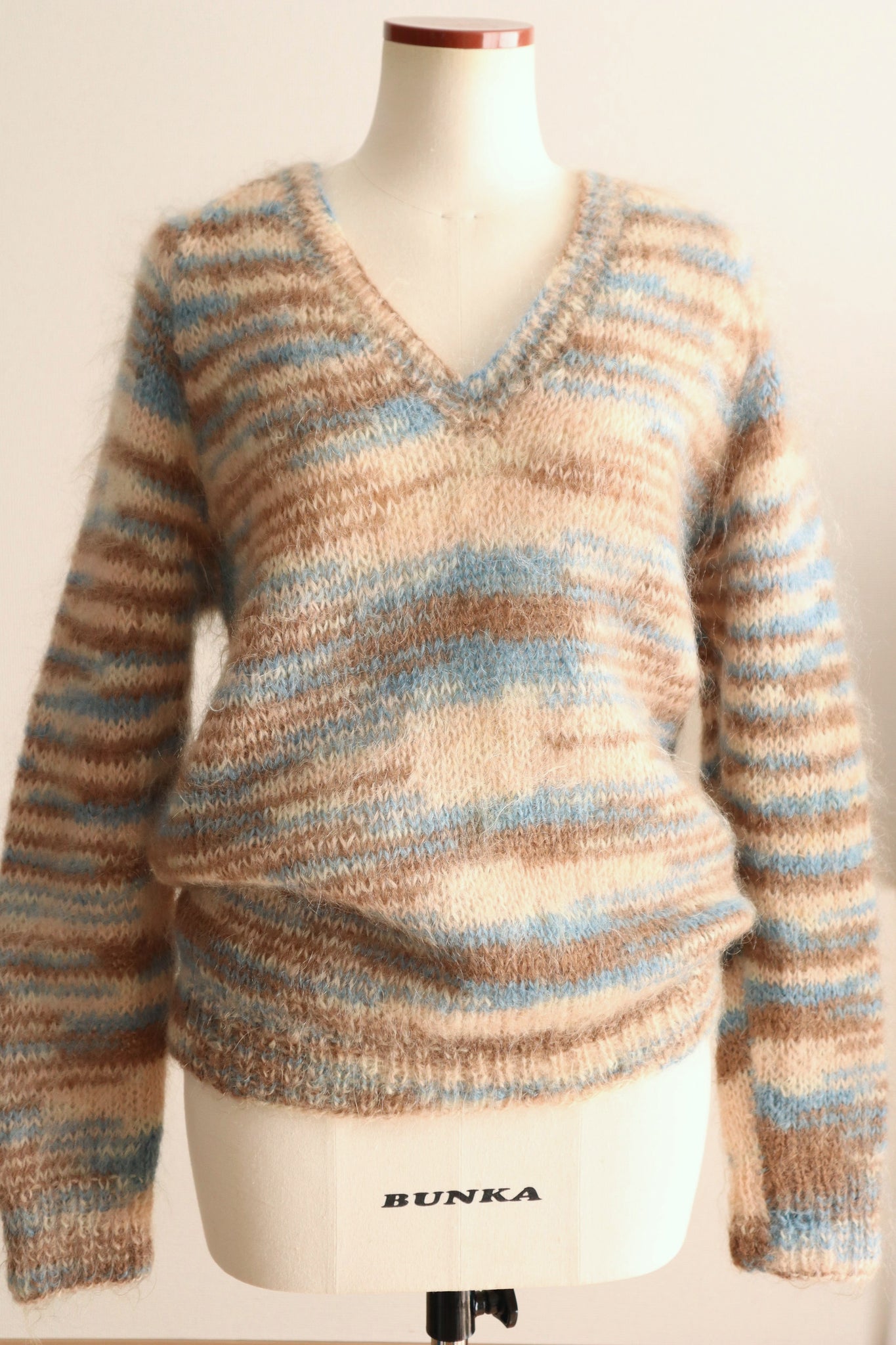 1980s Hand-Knit Soft Mohair Sweater