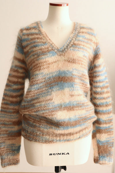 1980s Hand-Knit Soft Mohair Sweater