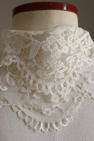 1880s–1900s Victorian Brussels Appliqué Lace Fall Cap