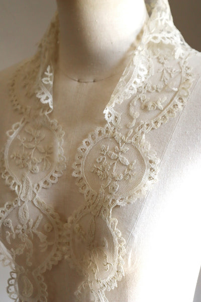 1880s–1900s Victorian Brussels Appliqué Lace Fall Cap