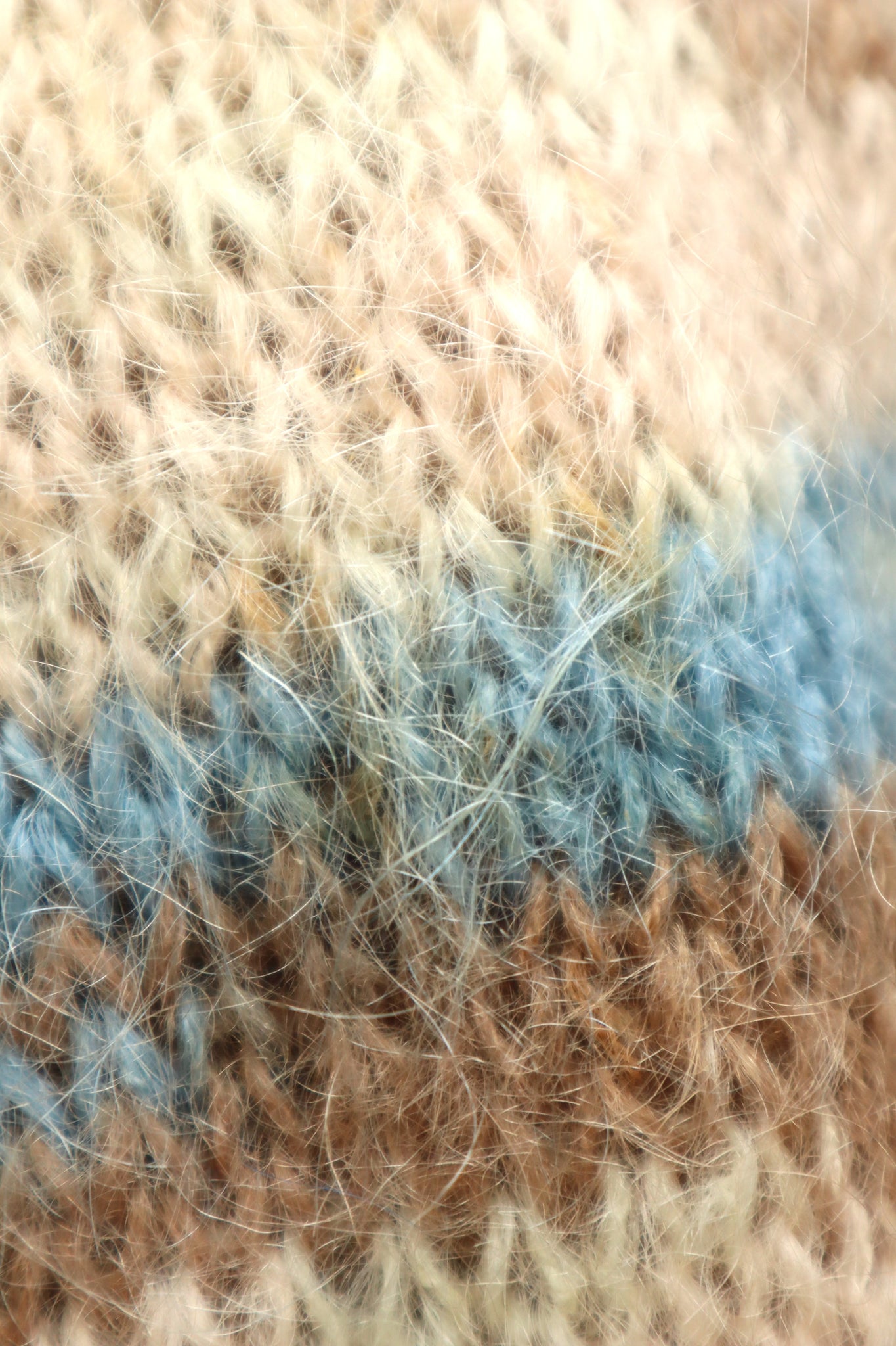 1980s Hand-Knit Soft Mohair Sweater