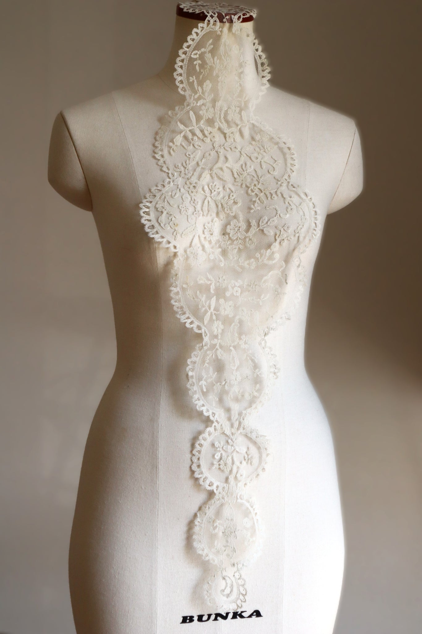 1880s–1900s Victorian Brussels Appliqué Lace Fall Cap