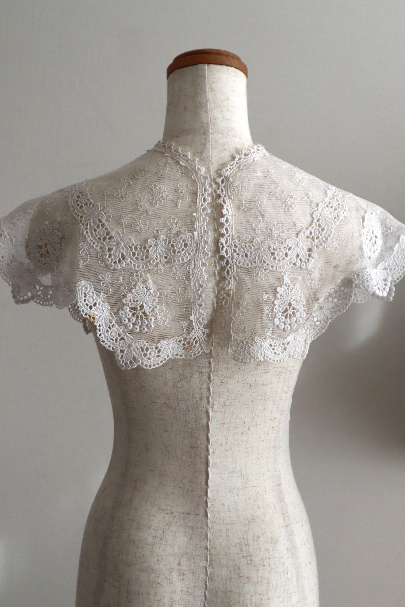 1910s–1920s Embroidered Tulle Lace Collar