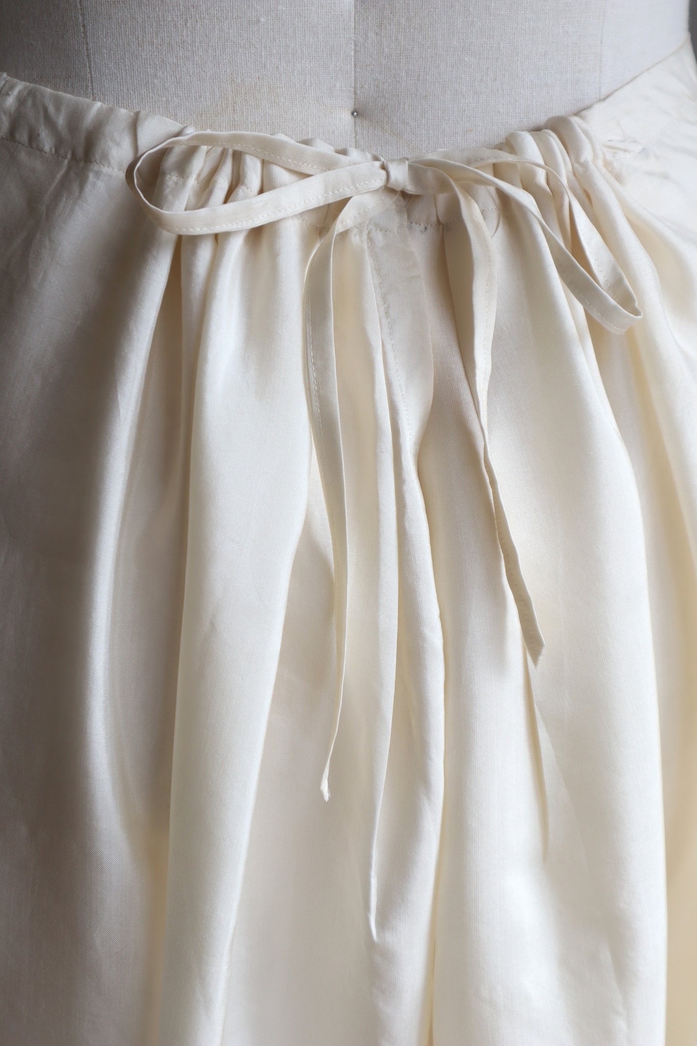1920s Cream Silk Skirt