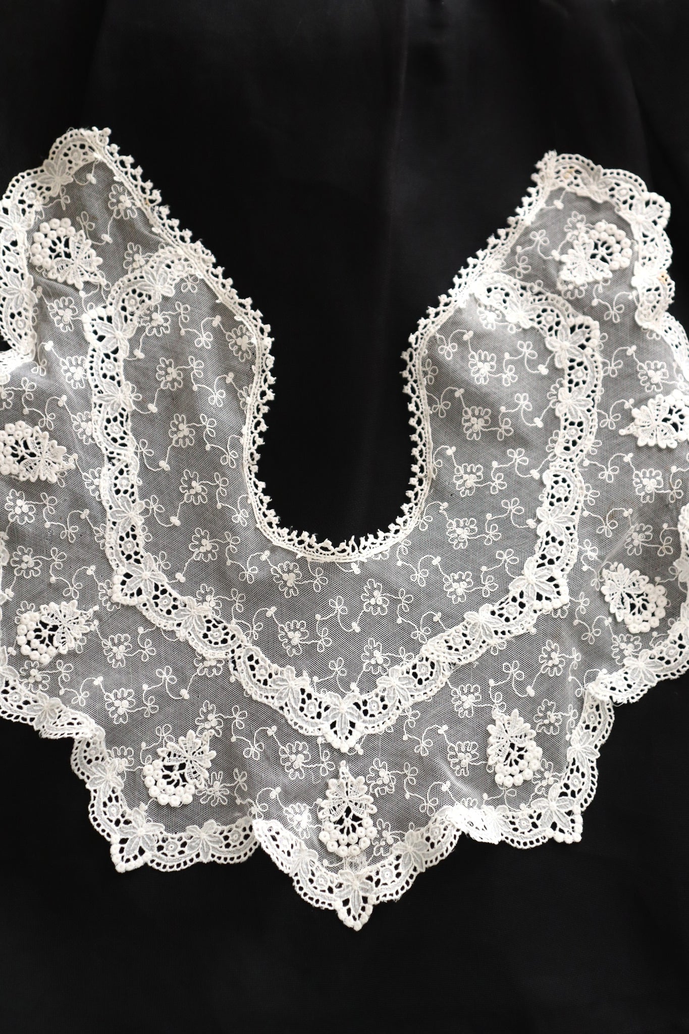 1910s–1920s Embroidered Tulle Lace Collar
