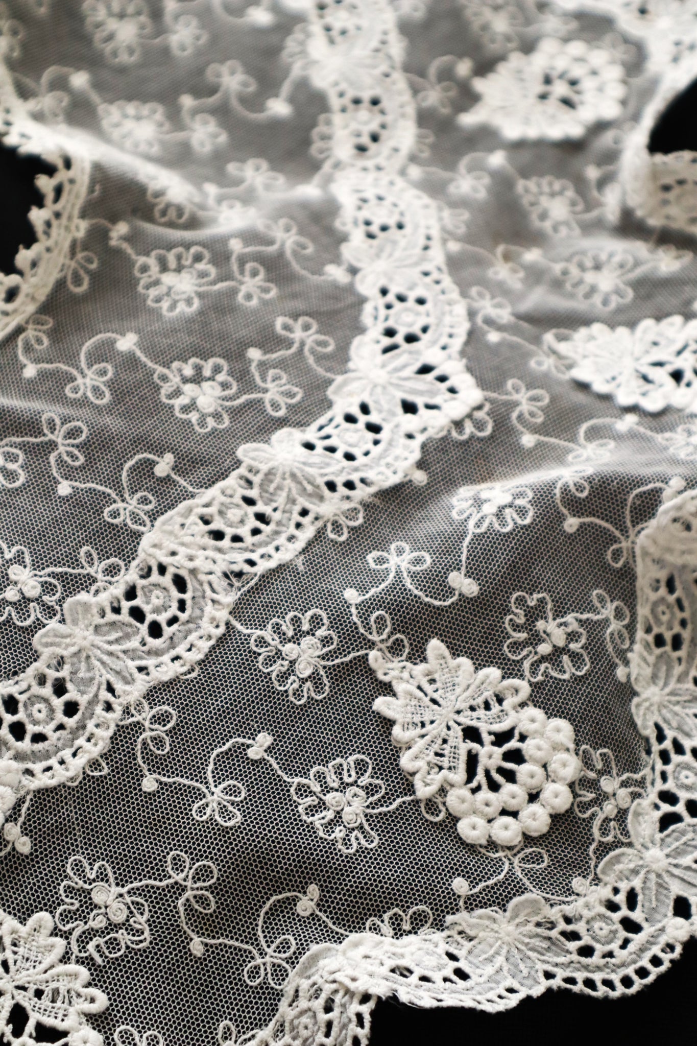 1910s–1920s Embroidered Tulle Lace Collar