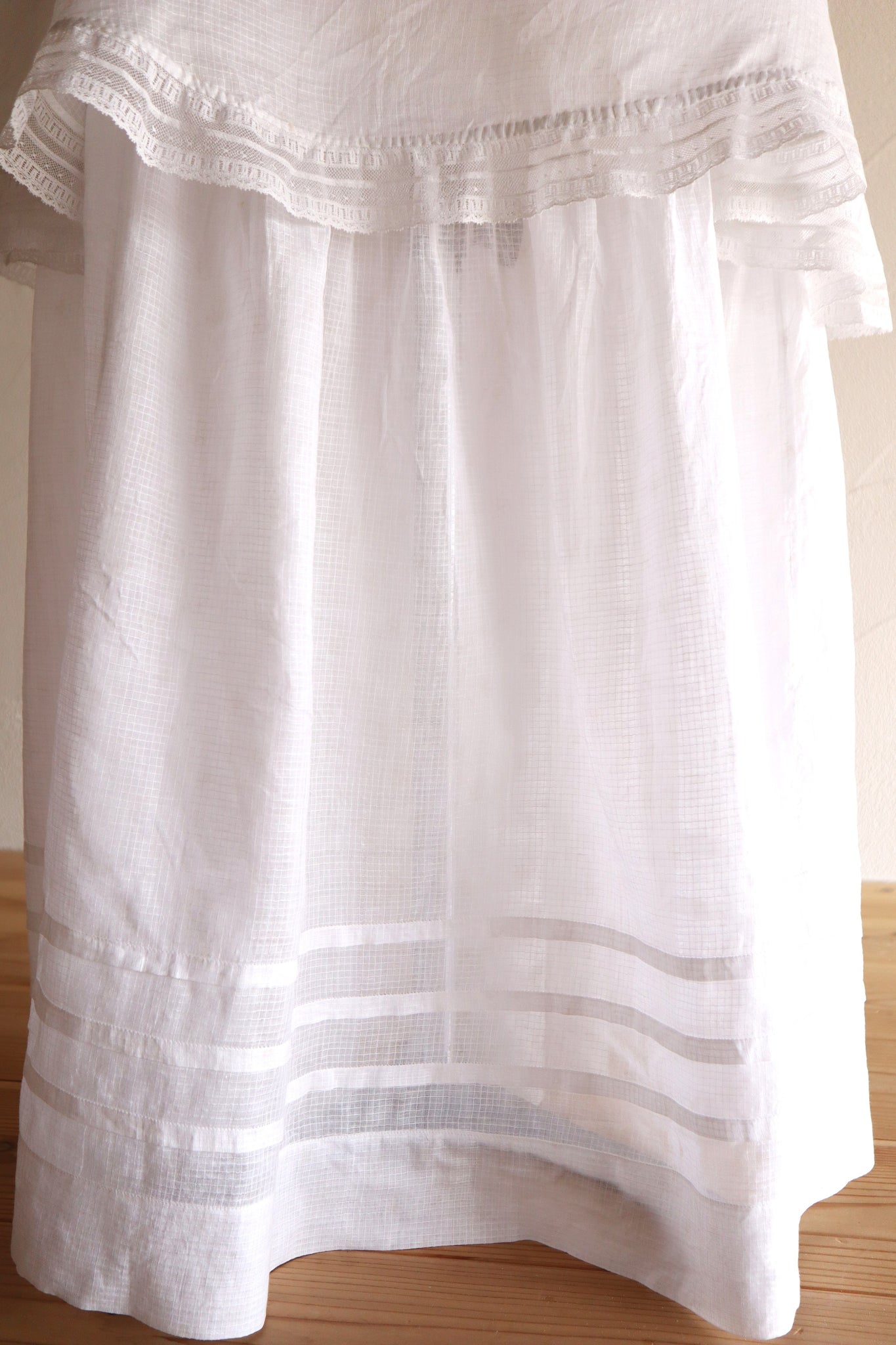 1900s Edwardian Pigeon Breast Cotton Day Dress