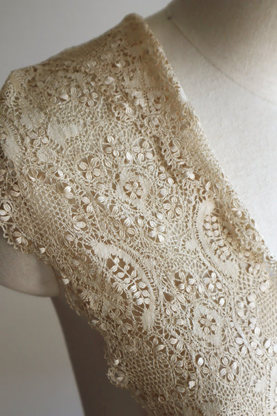 1900s Silk Maltese Lace Shawl
