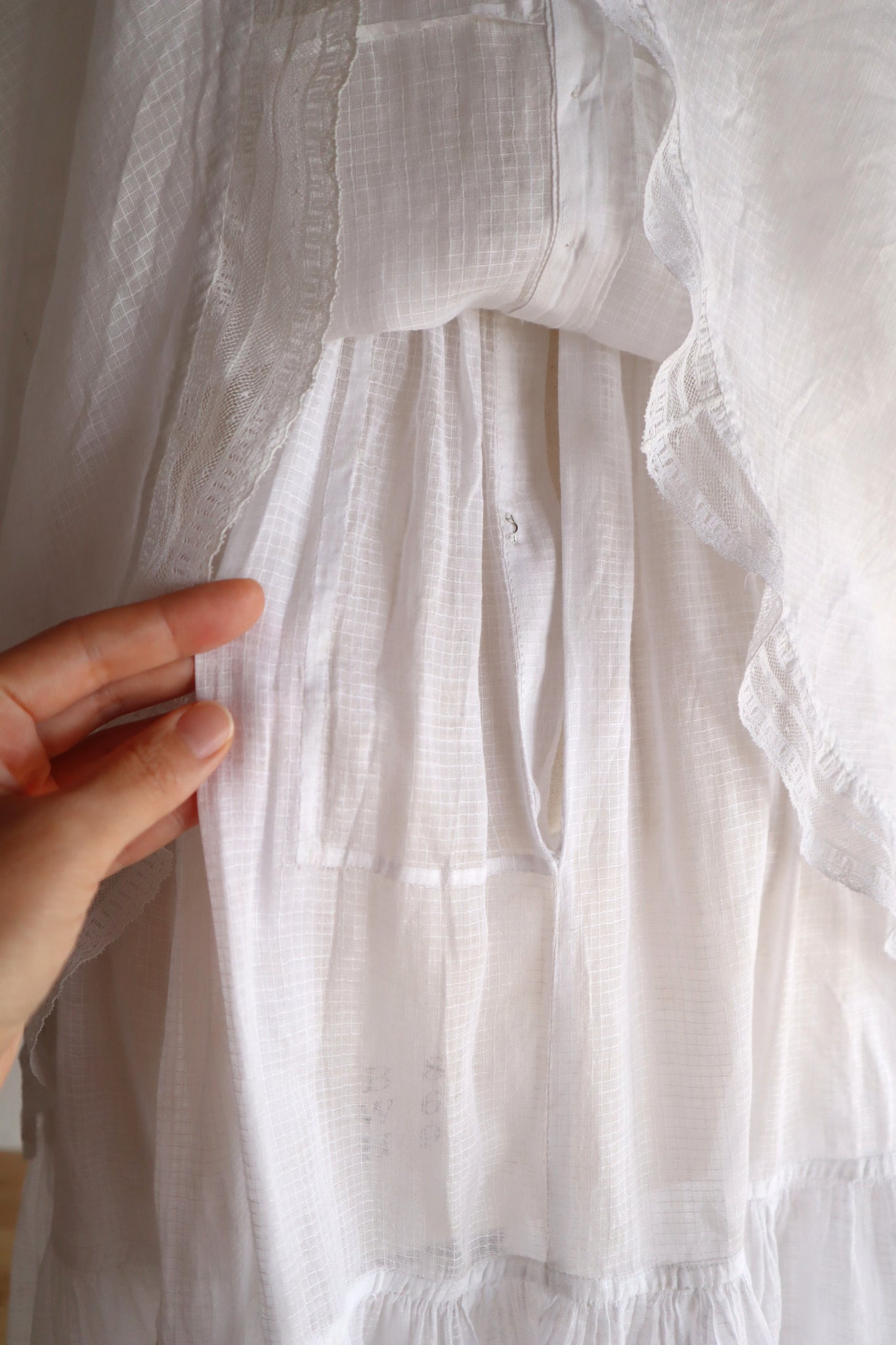 1900s Edwardian Pigeon Breast Cotton Day Dress