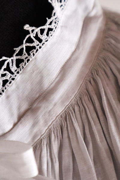 1900s French Handworked Filet Lace Church Cotta