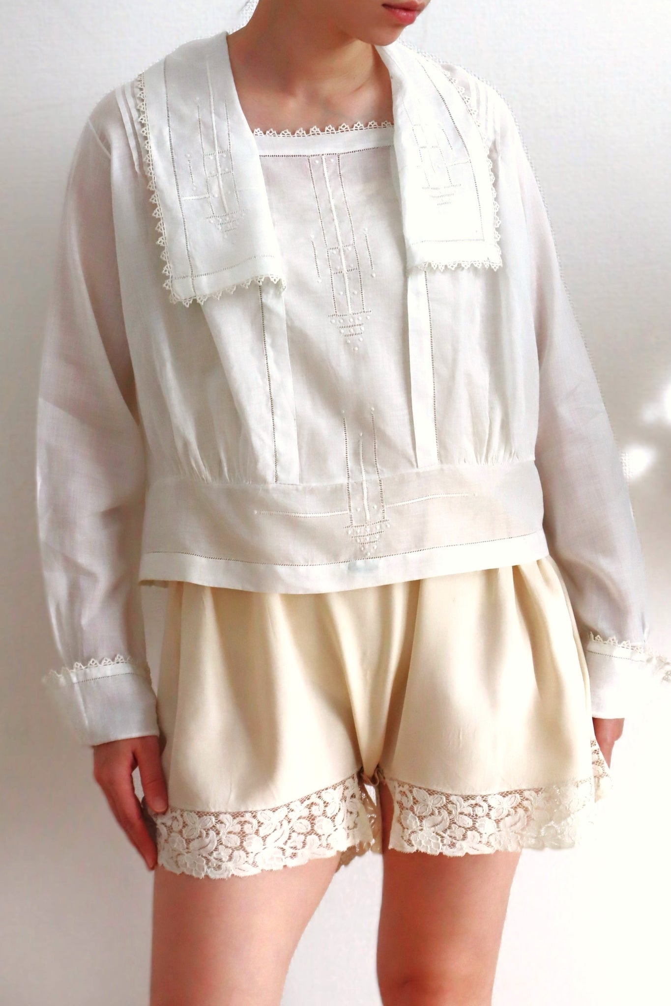 1910s Hand-Sewn White Cotton Drawnwork Sailor Blouse