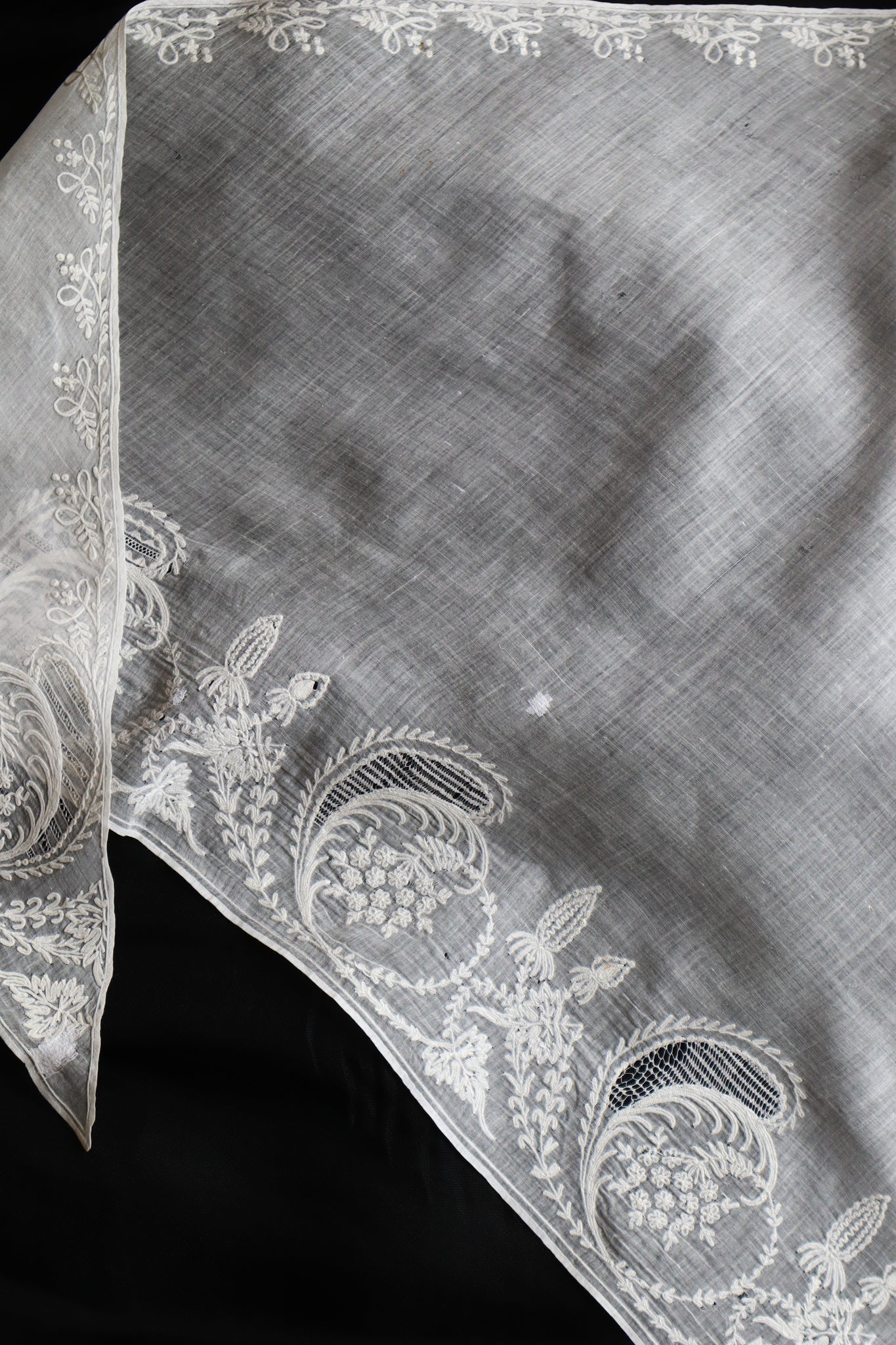 19th Tambour Embroidery Muslin Fitchu