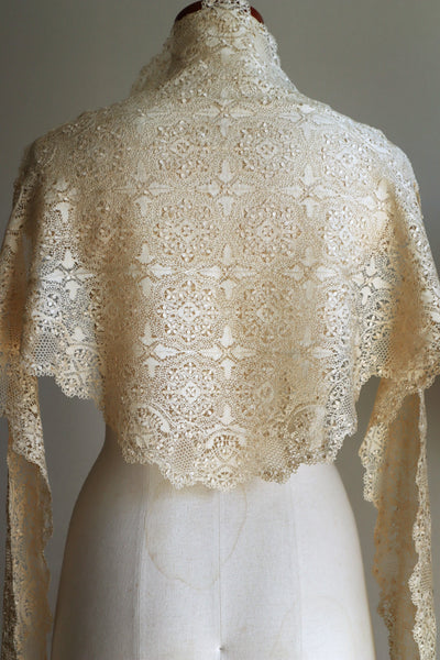 1900s Silk Maltese Lace Shawl