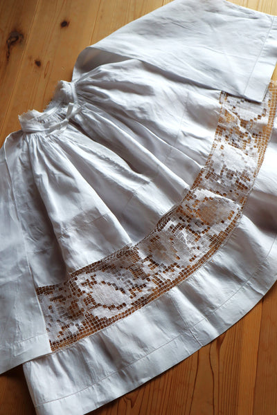 1900s French Handworked Filet Lace Church Cotta