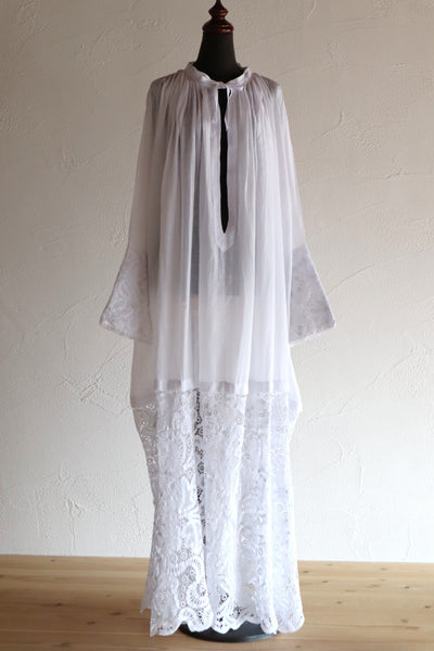 1900s French Handworked Batten Lace Church Surplice