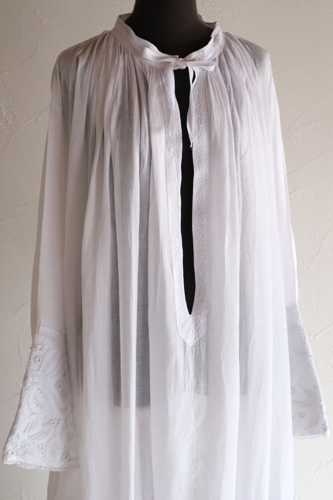 1900s French Handworked Batten Lace Church Surplice