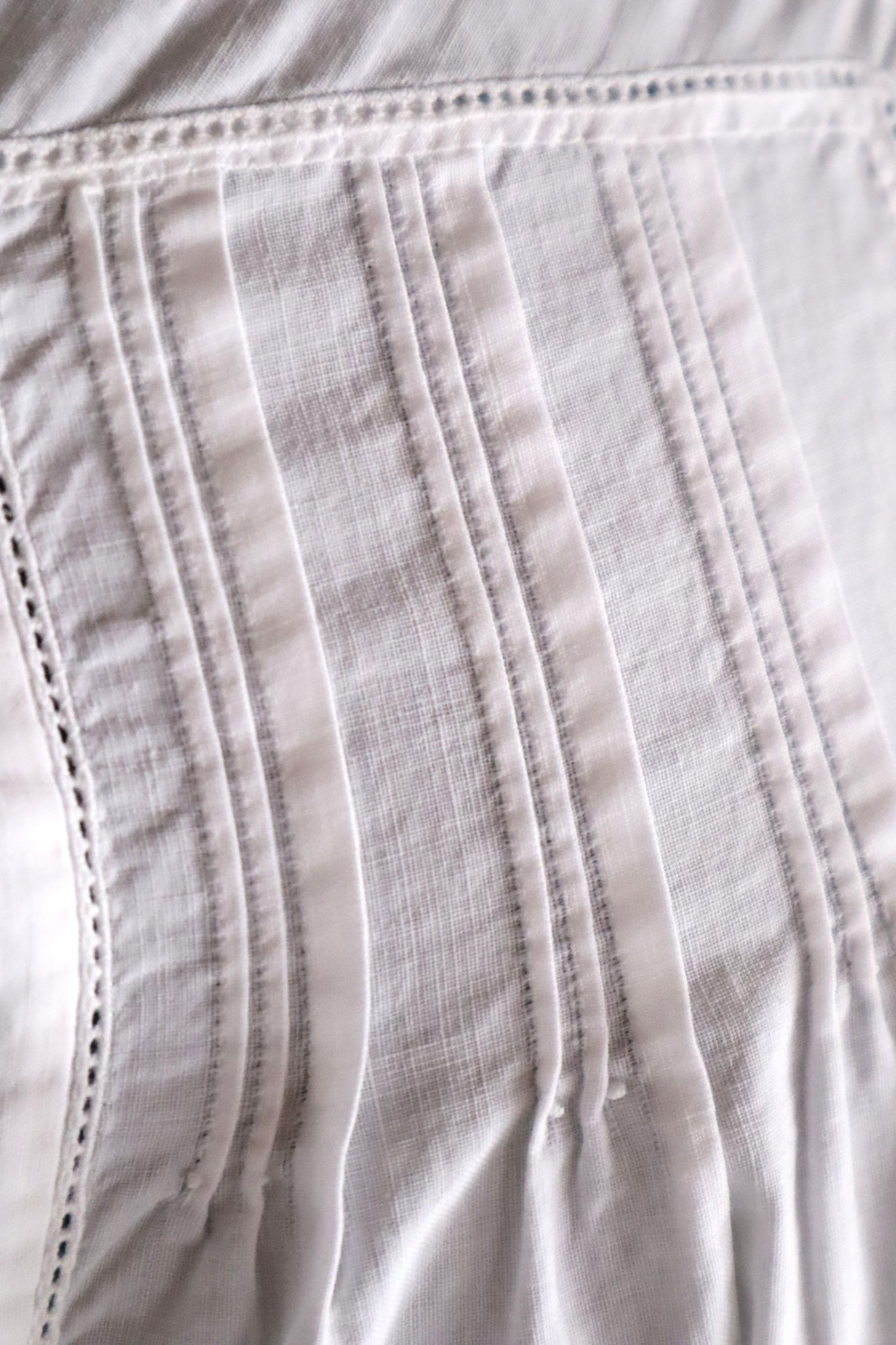 1900s French Hand-Sewn White Cotton Dress