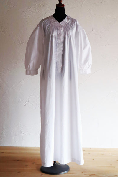 1900s French Hand-Sewn White Cotton Monogrammed Day Dress