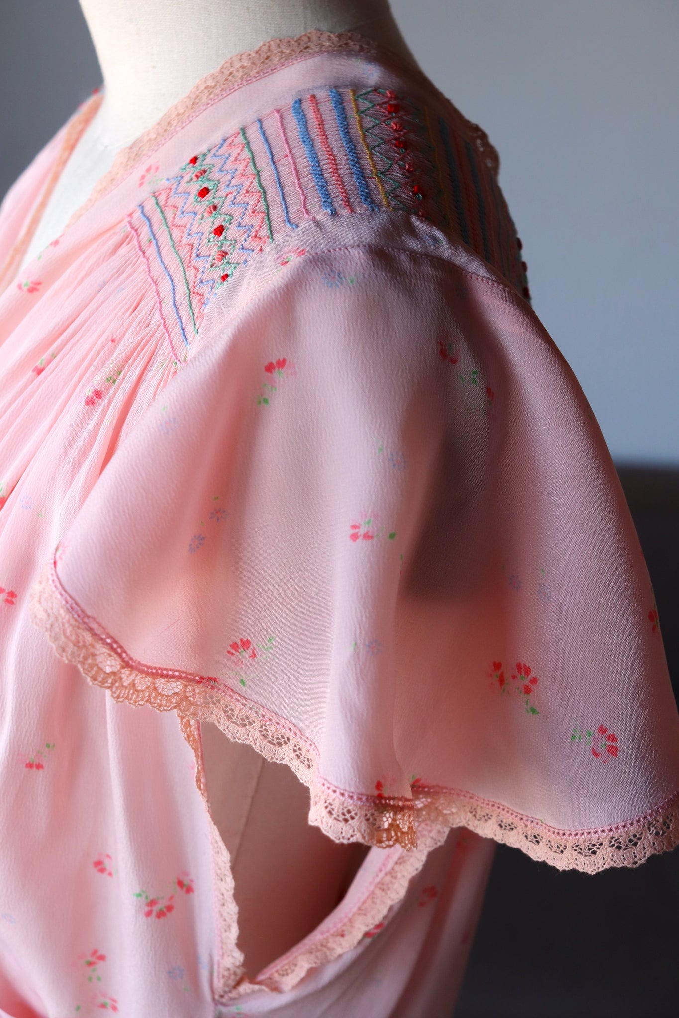 1940s Hand Smocking Dress