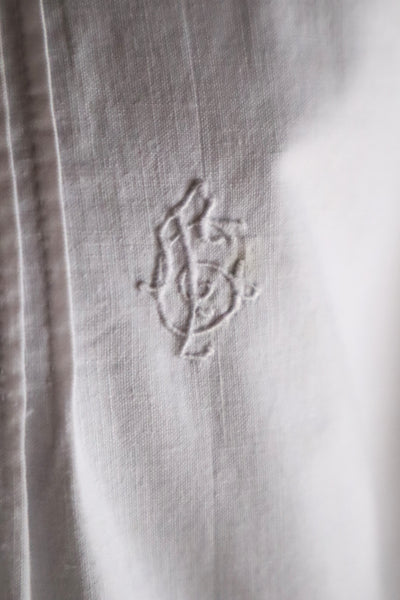1900s French Hand-Sewn White Cotton Monogrammed Day Dress