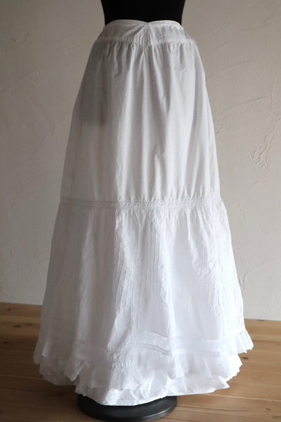 1900s French Valenciennes Lace Layered Cotton Petticoat Skirt