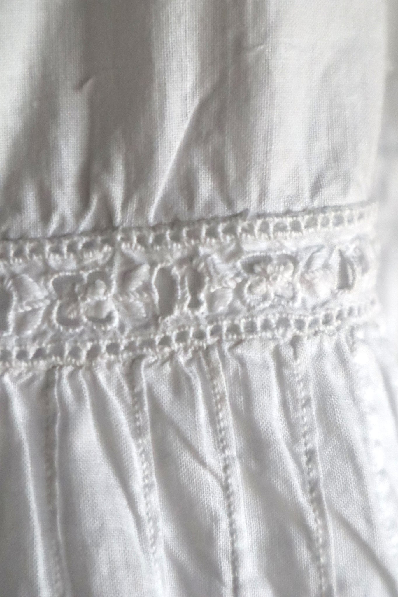 1900s French Valenciennes Lace Layered Cotton Petticoat Skirt