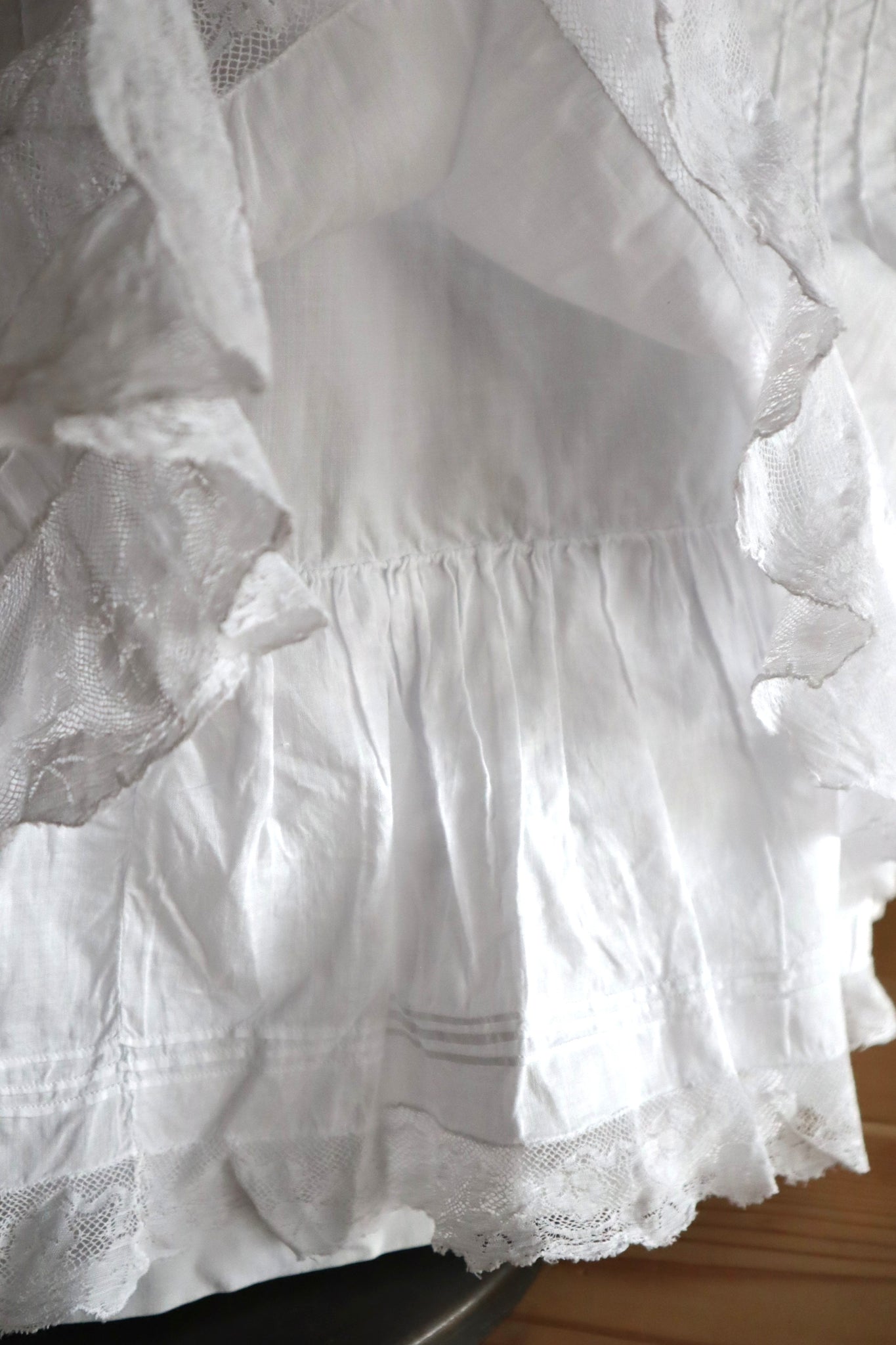 1900s French Valenciennes Lace Layered Cotton Petticoat Skirt