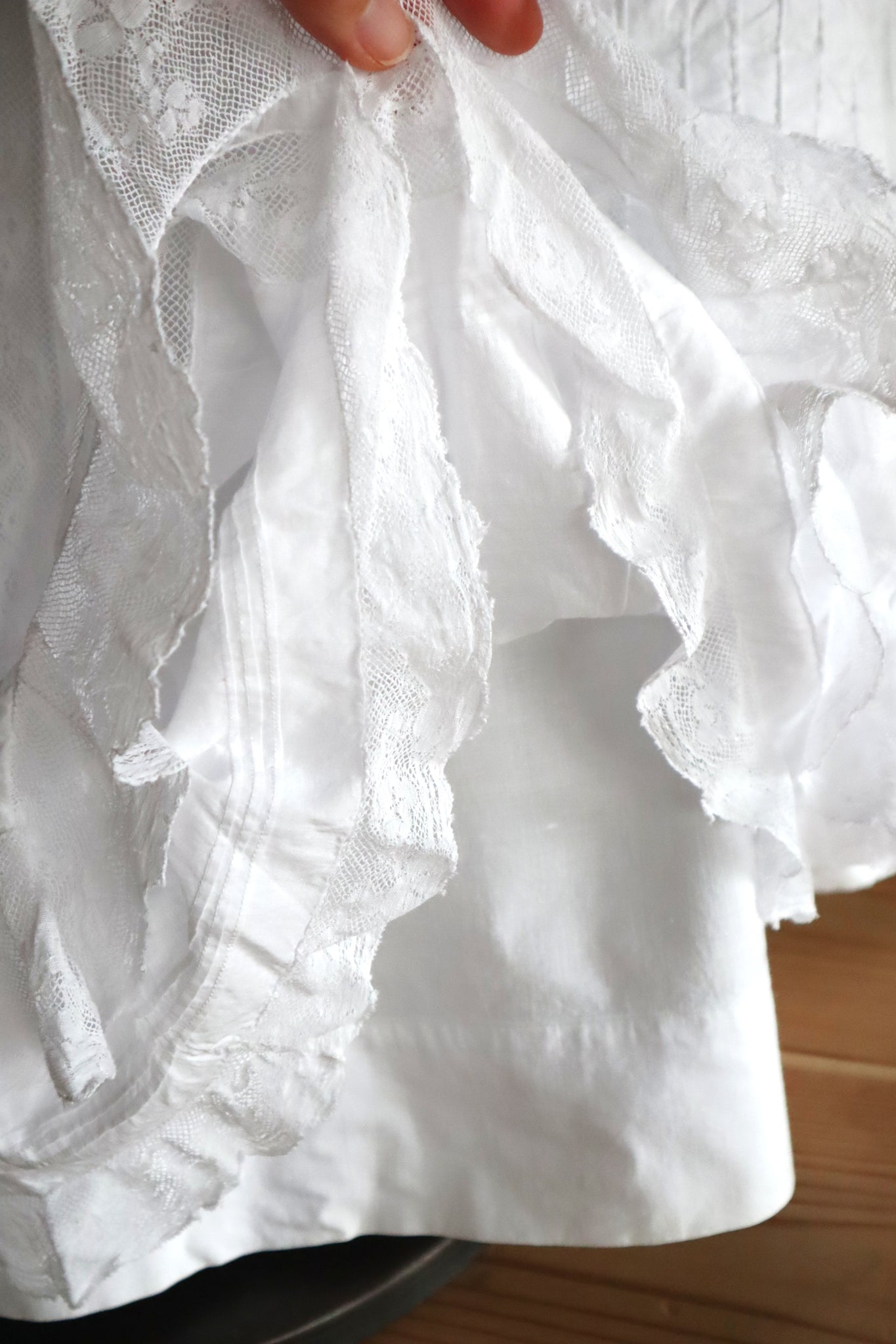 1900s French Valenciennes Lace Layered Cotton Petticoat Skirt