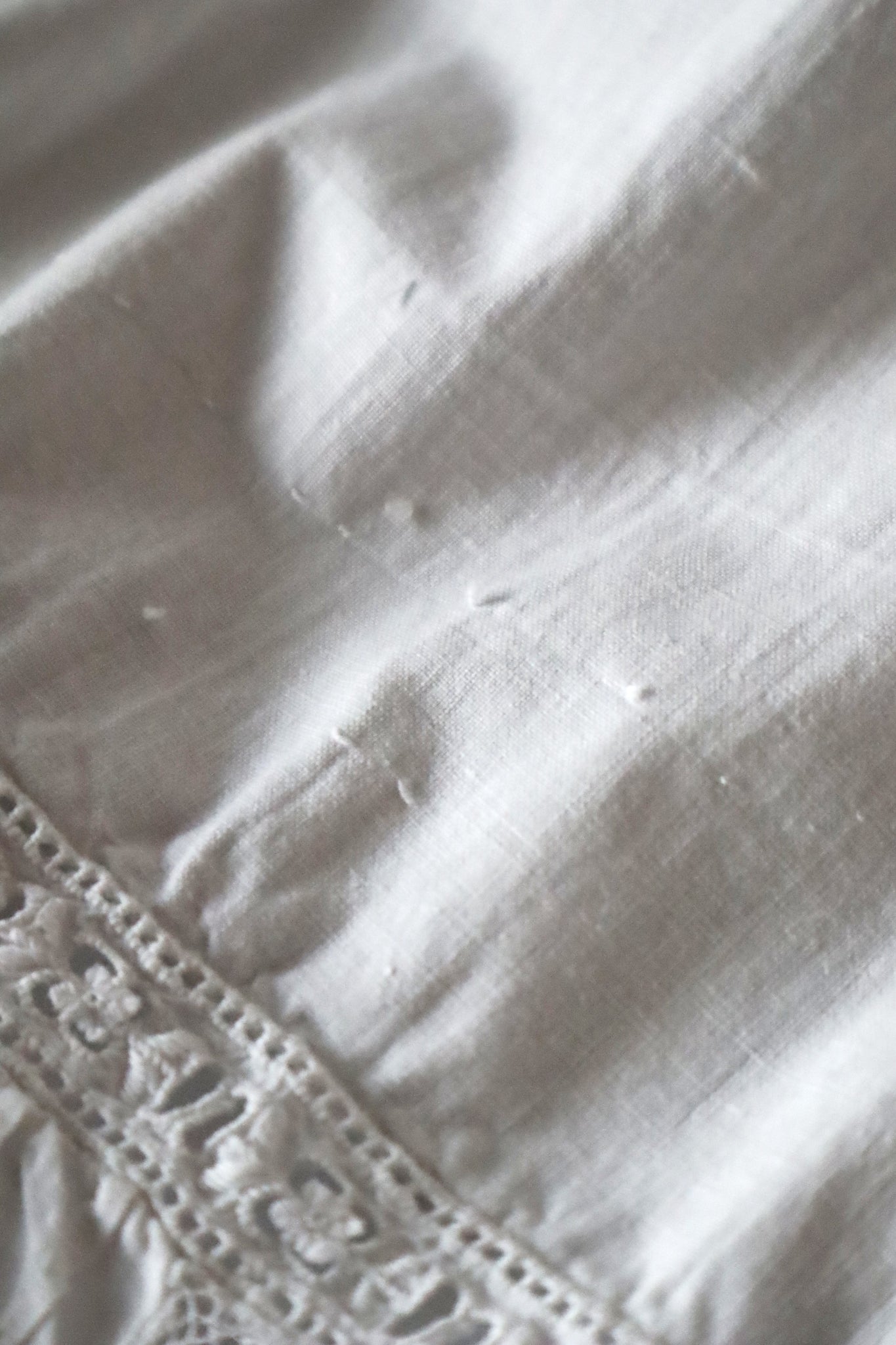 1900s French Valenciennes Lace Layered Cotton Petticoat Skirt
