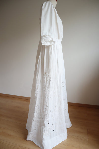 1900s Hand Embroidered White Linen Dress M