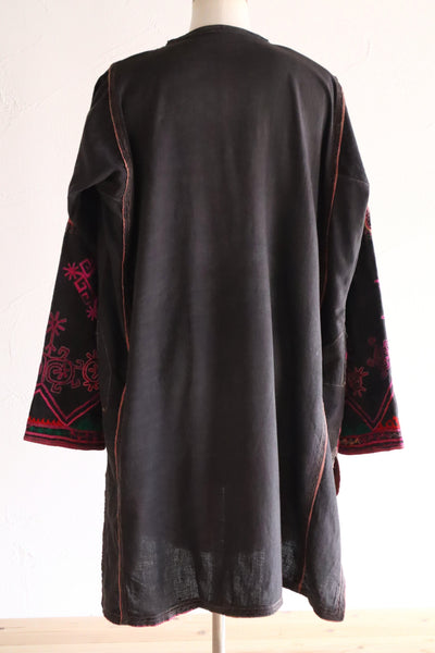 1930s Kohistani Hand Embroidered Tribal Tunic with Magenta Silk Stitching