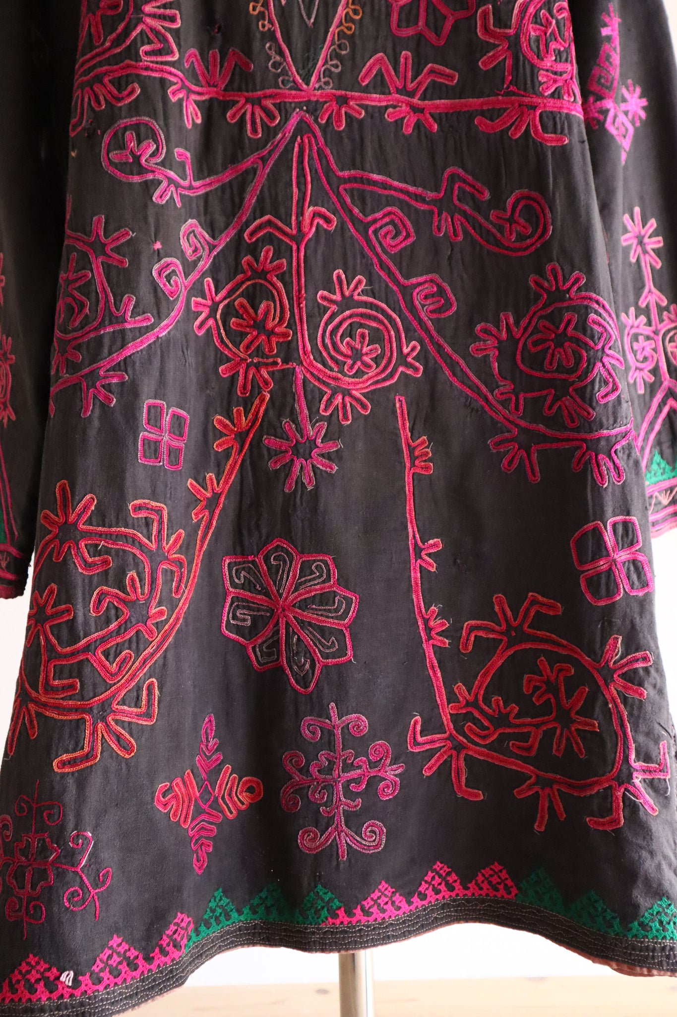 1930s Kohistani Hand Embroidered Tribal Tunic with Magenta Silk Stitching