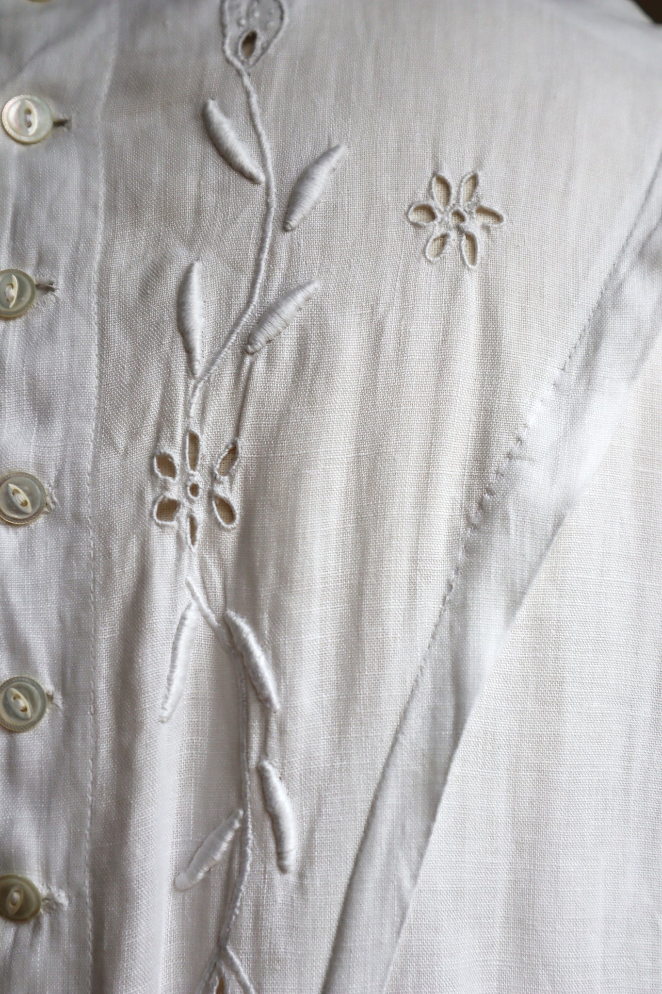 1900s Hand Embroidered White Linen Dress M