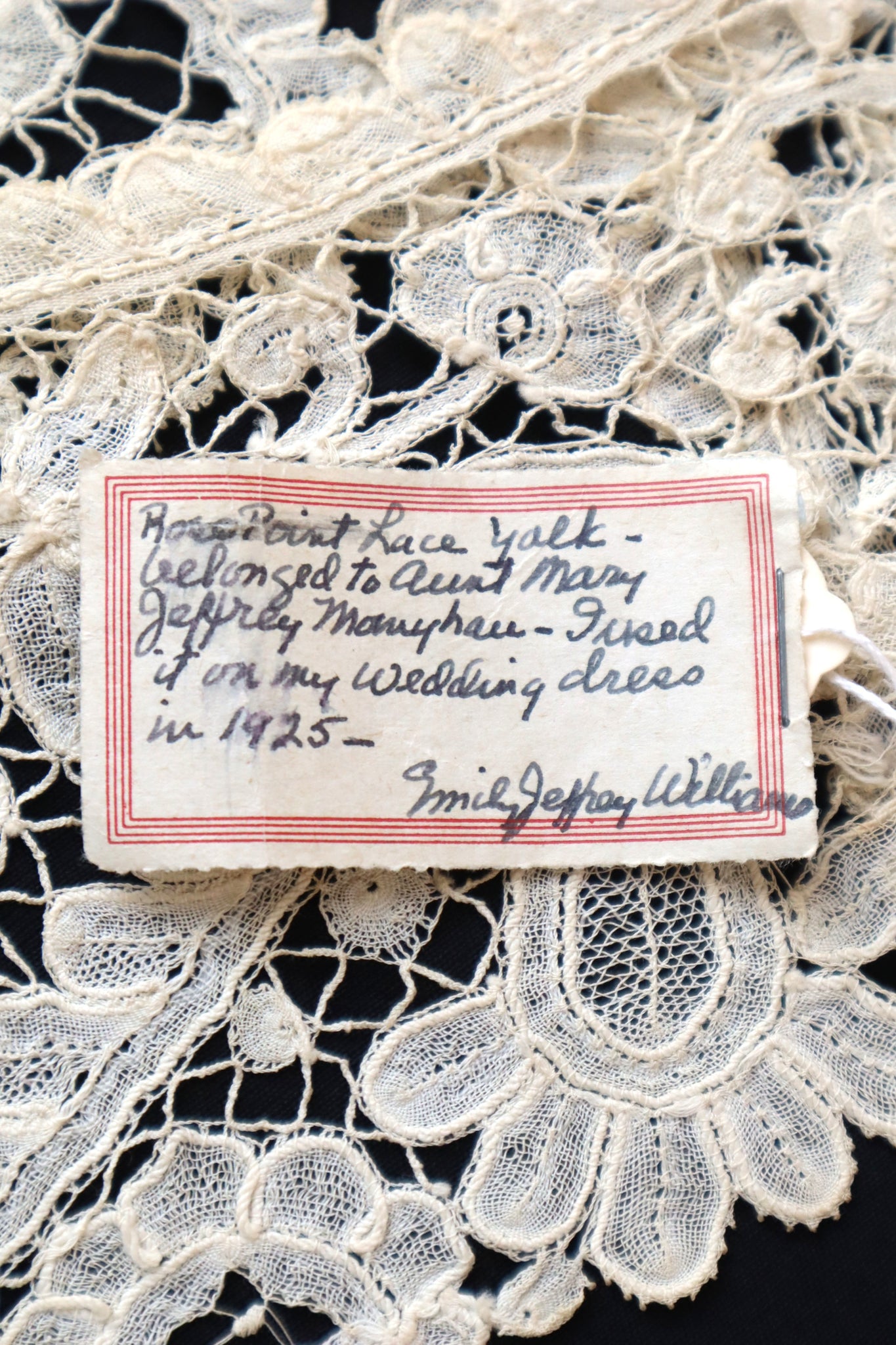 19th Brussels Duchesse Bobbin Lace Collar