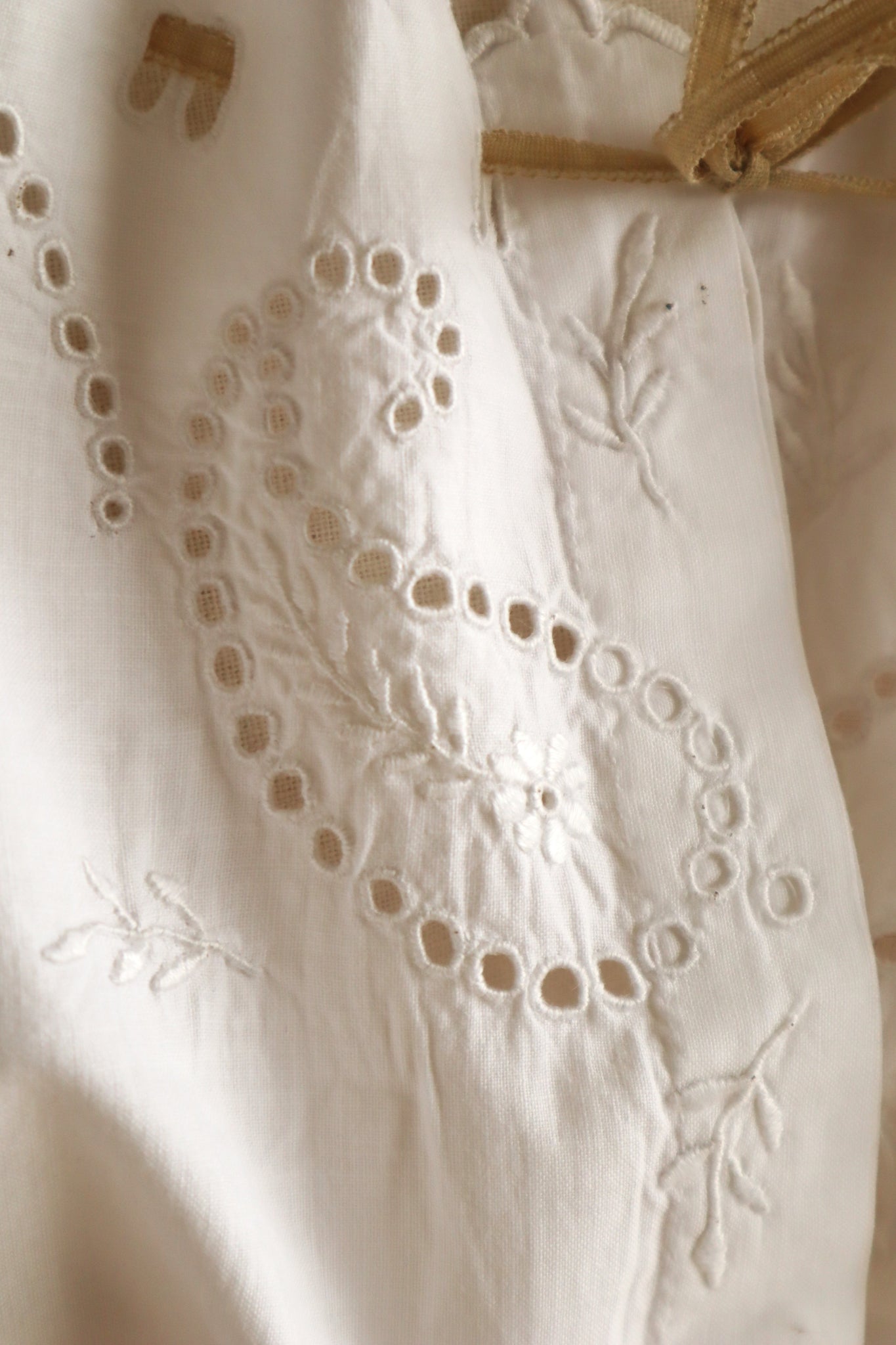 1910s Scalloped Embroidered Hand Sewn Corset Cover