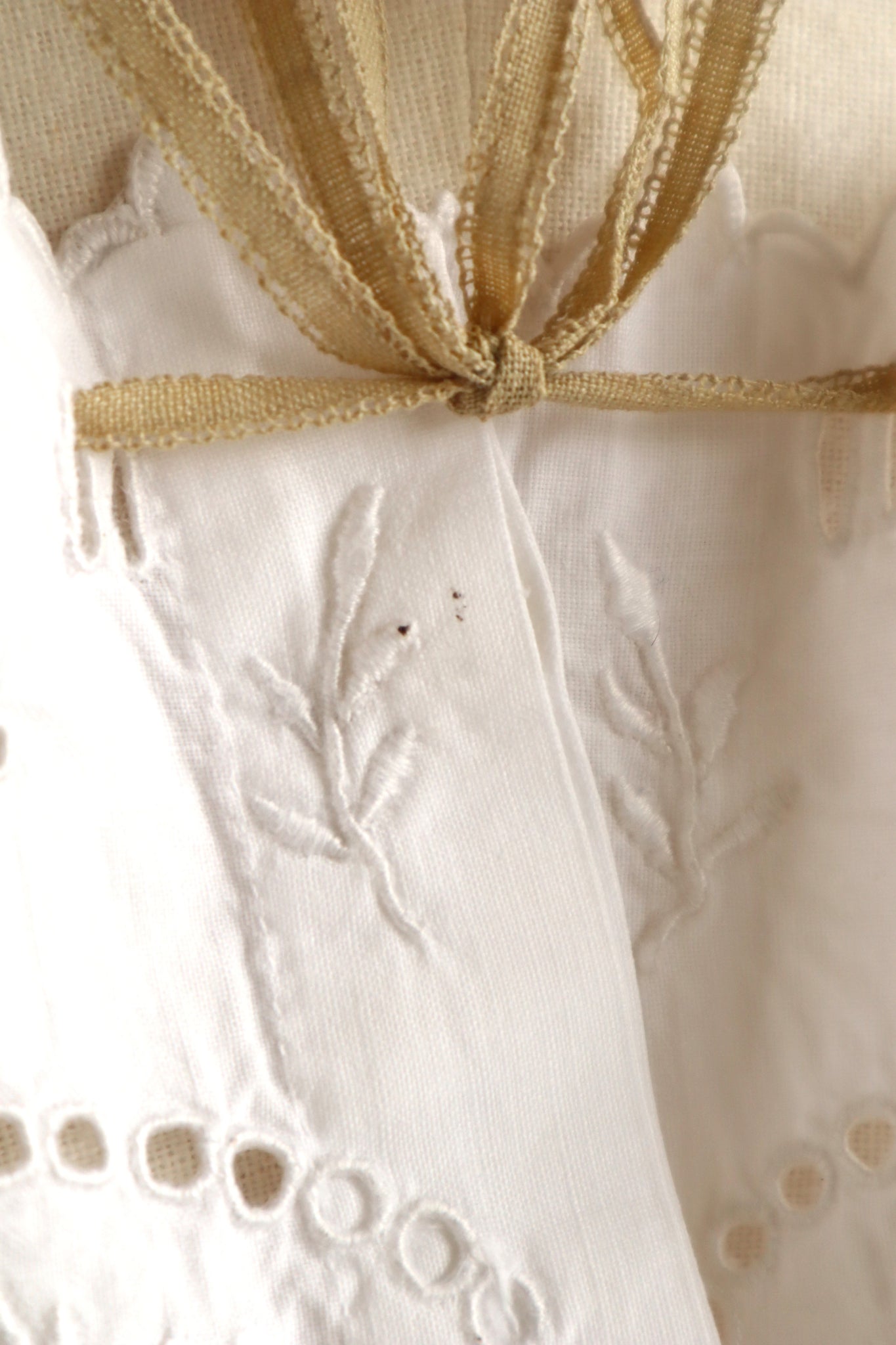 1910s Scalloped Embroidered Hand Sewn Corset Cover