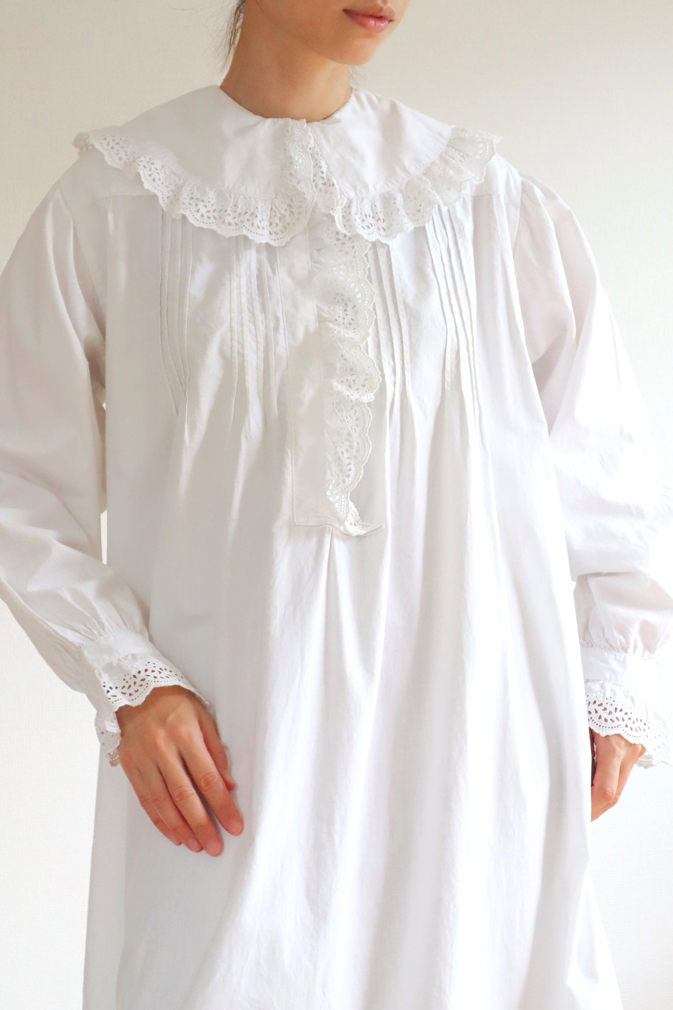 1900s Broderie Anglaise Big Collar Dress Size M~L