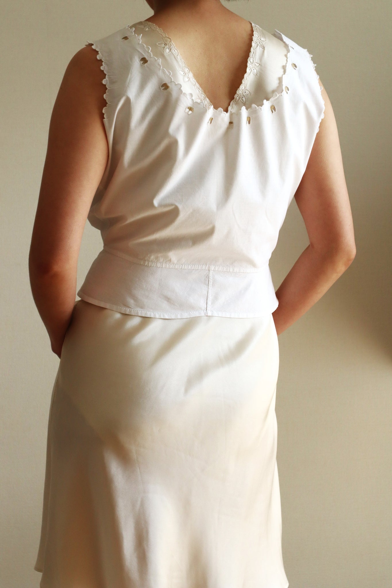 1910s Scalloped Embroidered Hand Sewn Corset Cover