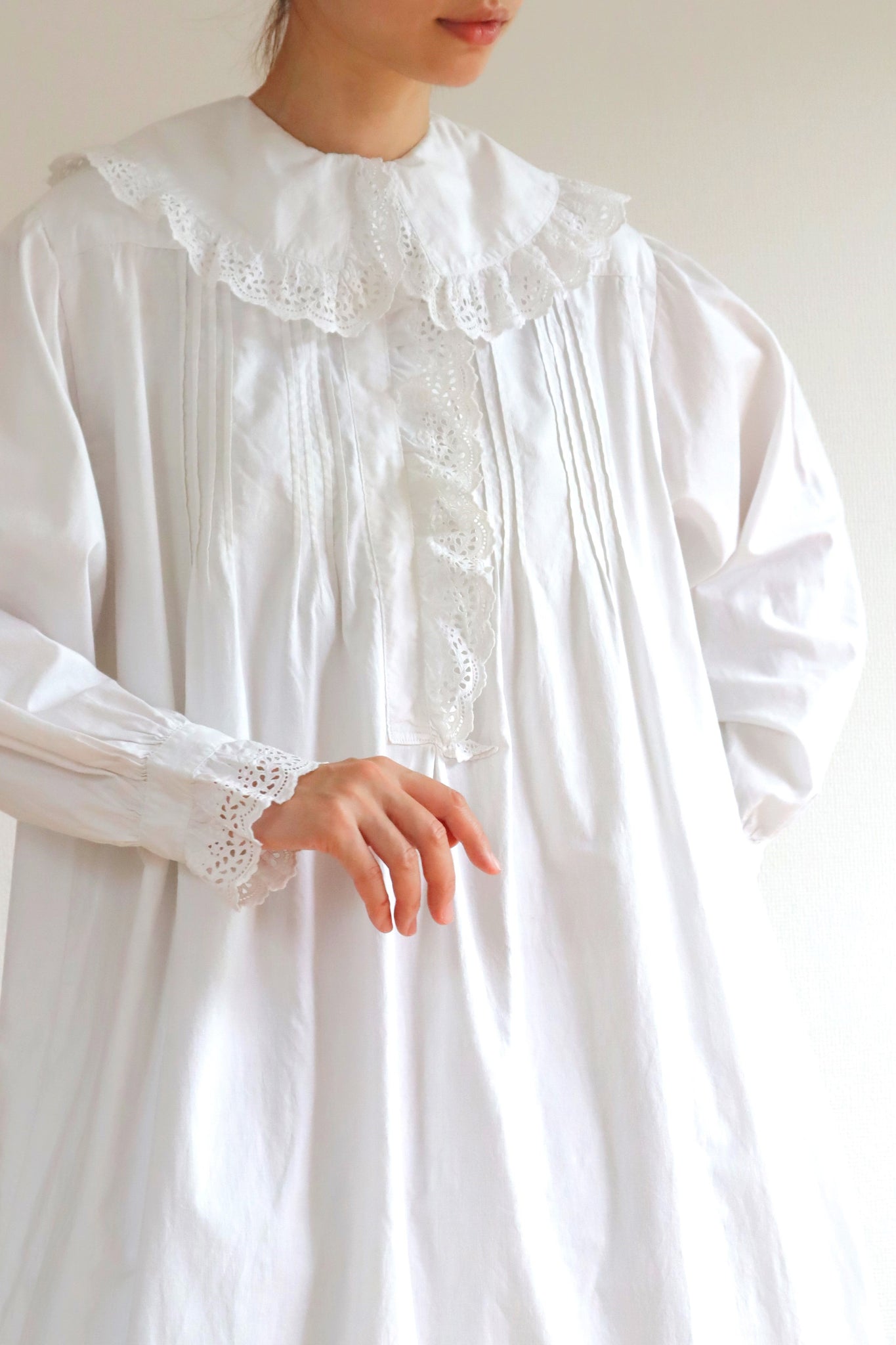 1900s Broderie Anglaise Big Collar Dress Size M~L