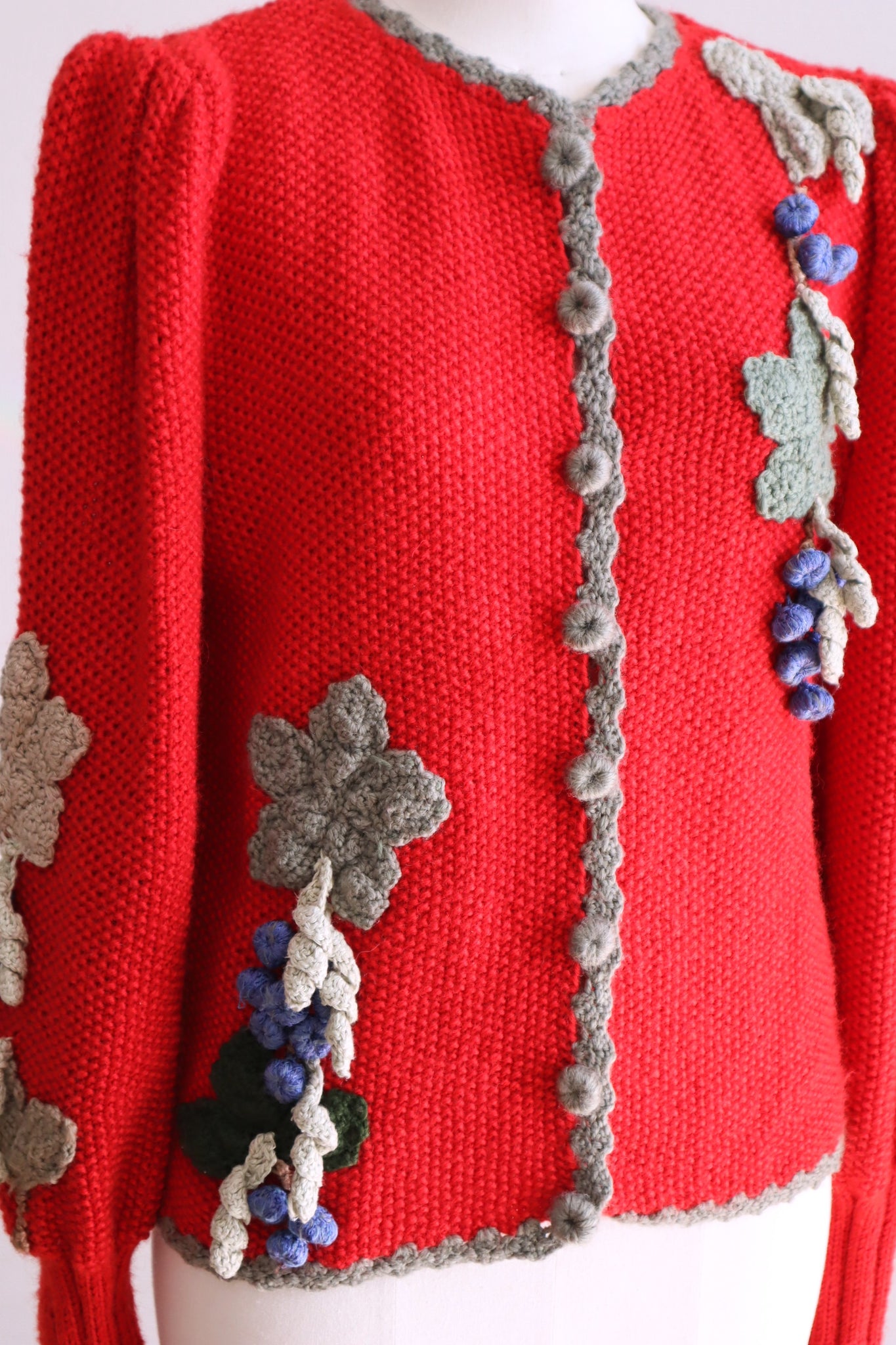 80s Grape Embroidery Cardigan