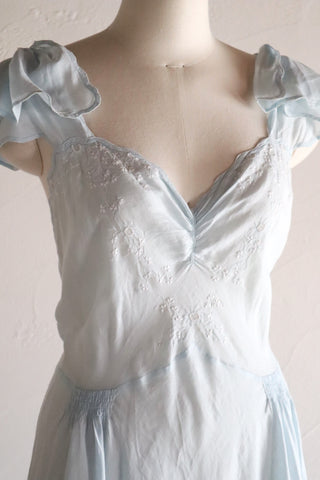 1940s Pale Blue Cotton Dress