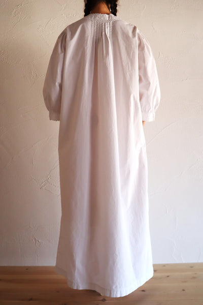 1900s French Hand-Sewn White Cotton Monogrammed Day Dress
