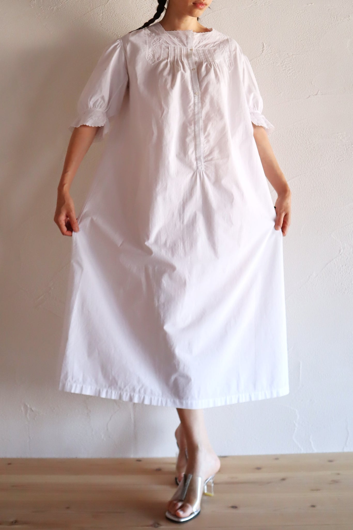 1900s French Hand-Sewn White Cotton Dress