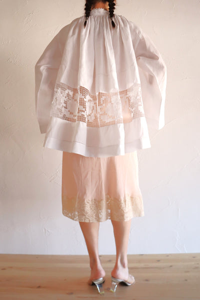 1900s French Handworked Filet Lace Church Cotta