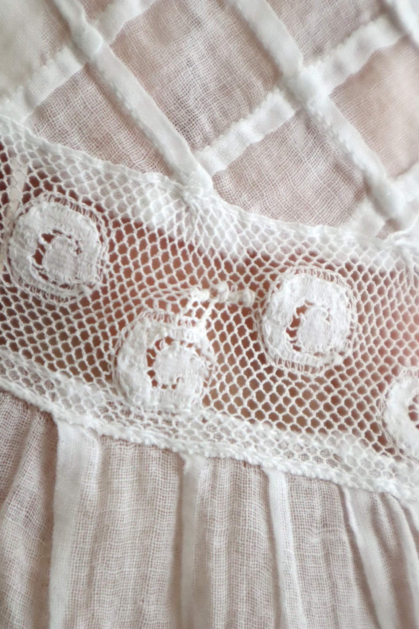1910s French Antique Whitework Skirt Hem Reworked Top