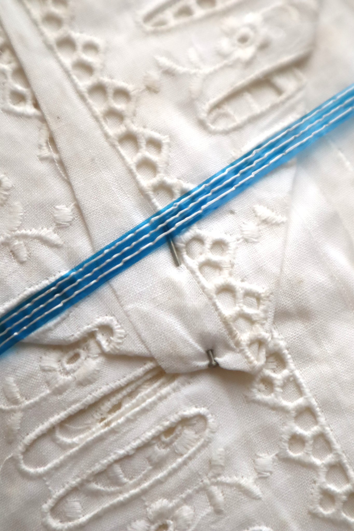 1920s–1930s French Deadstock Broderie Anglaise Lace Trim on Original Card