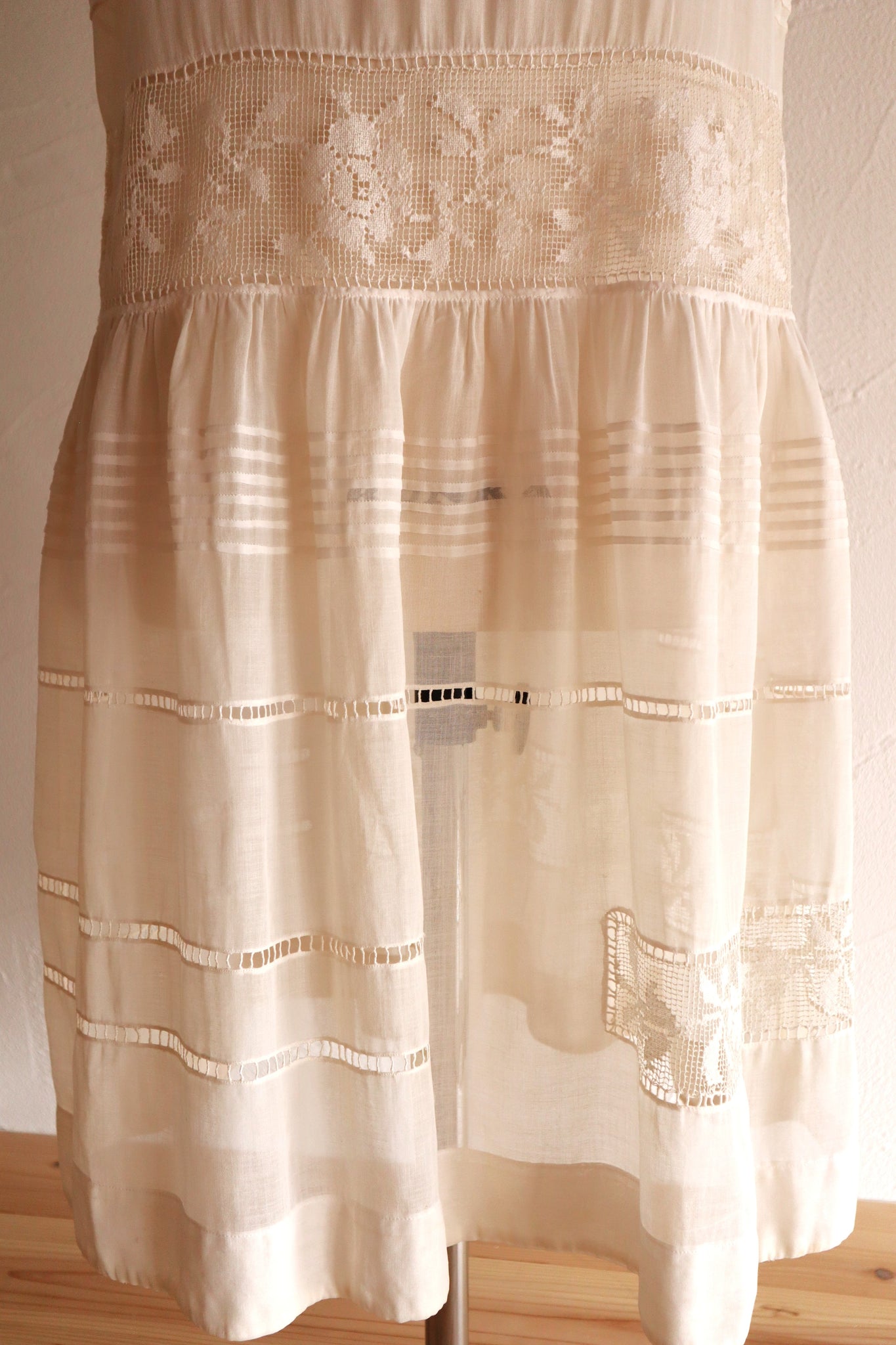 1920s Handwoven File Lace Insert Cotton Gauze Dress