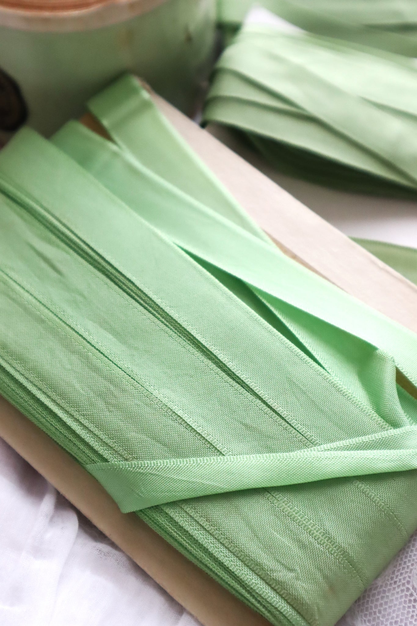 1940s–1950s French Deadstock Apple Green Rayonne Ribbon on Original Mercerie Card